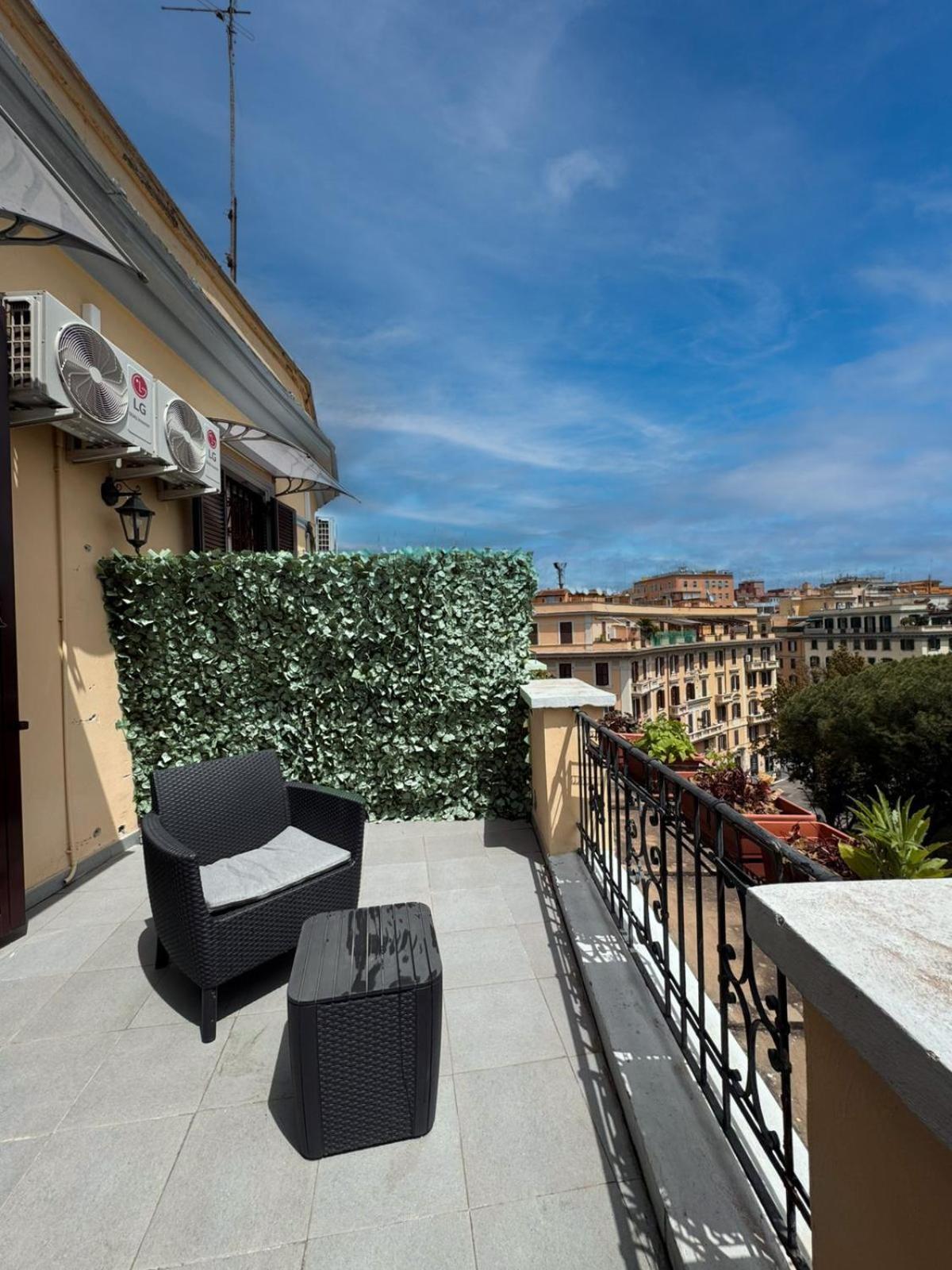 Re Di Roma Rooftop Extérieur photo